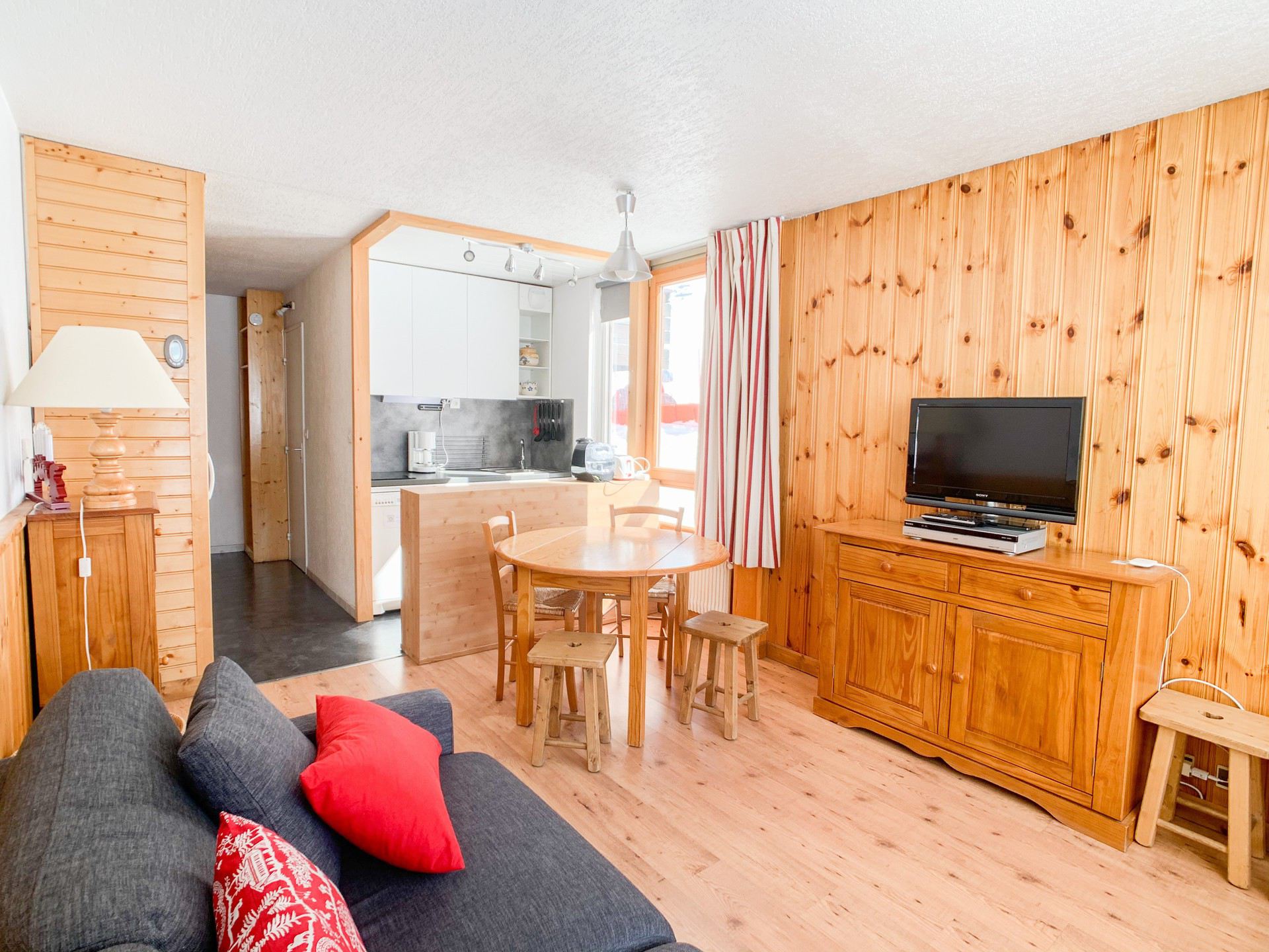 Šestokrevetni apartman TI-PRAB-05