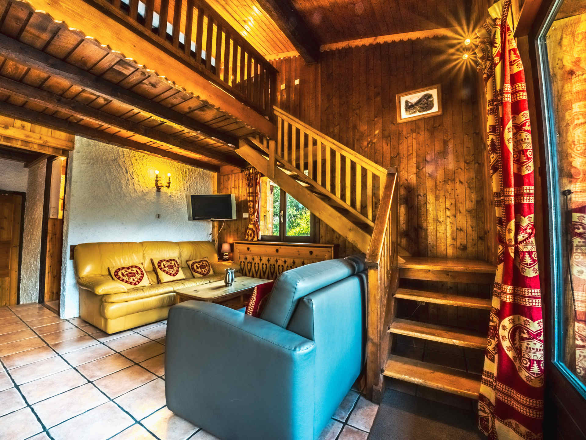 Osmokrevetni apartman TI-CHANEV-06